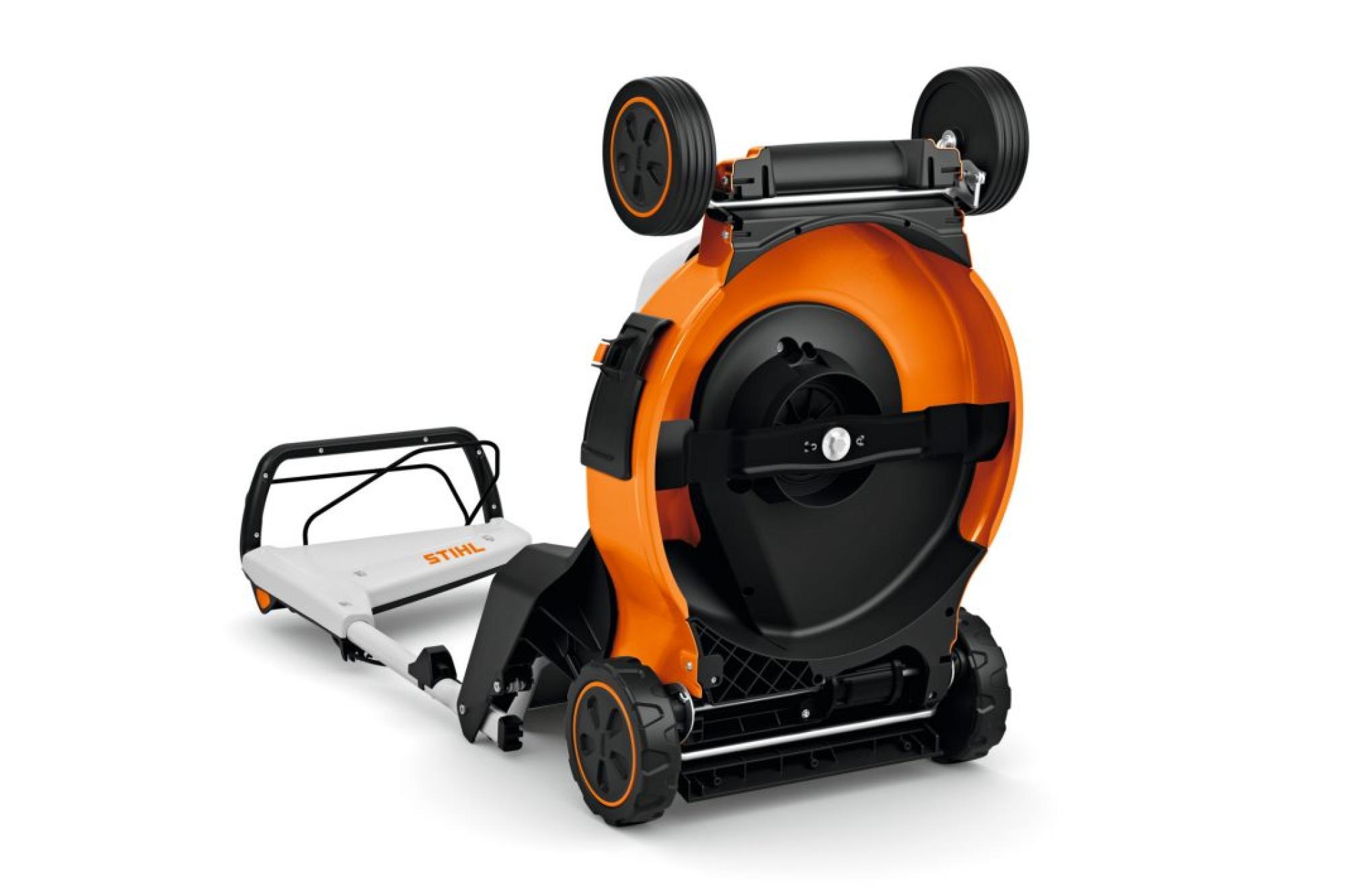 STIHL RMA 253.3 T  Akkumulátoros fűnyíró (AK 30 S akkuval és AL 101 töltővel)