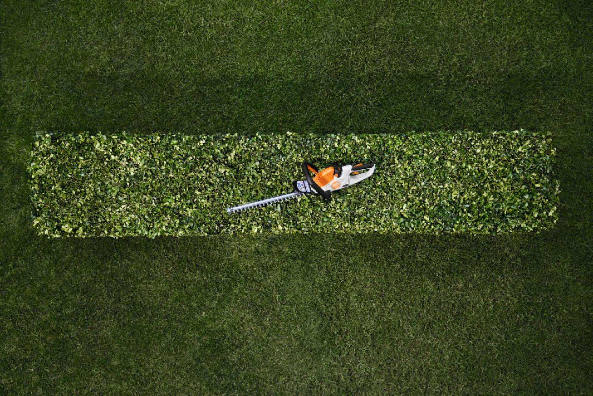 STIHL HSA 30 Akkumulátoros sövényvágó (Akkumulátor és töltő nélkül)