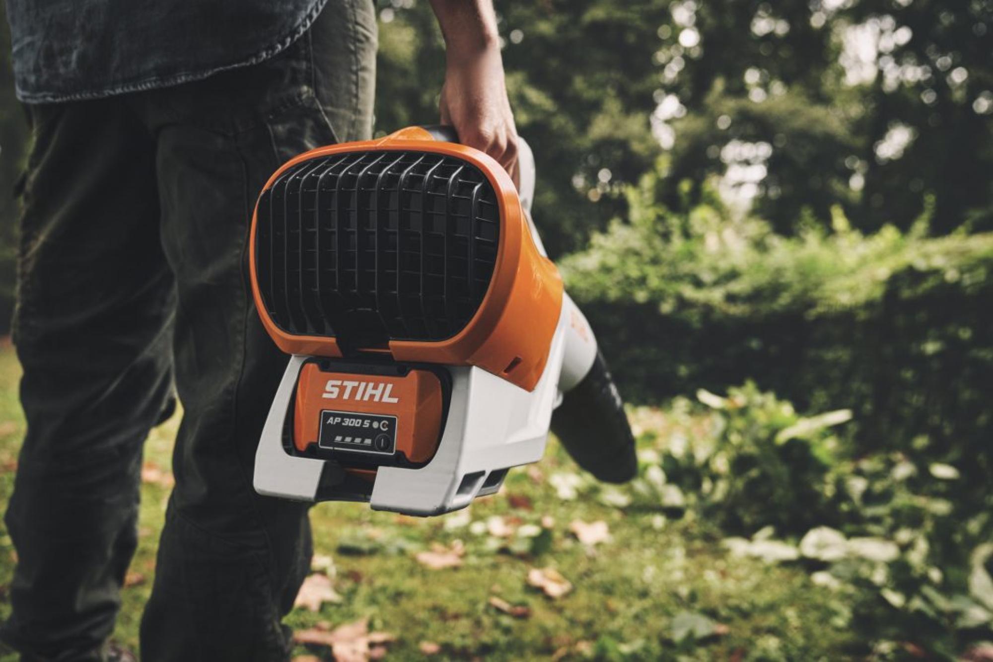STIHL BGA 250 AP Akkumulátoros lombfúvó (akkumulátor és töltő nélkül)