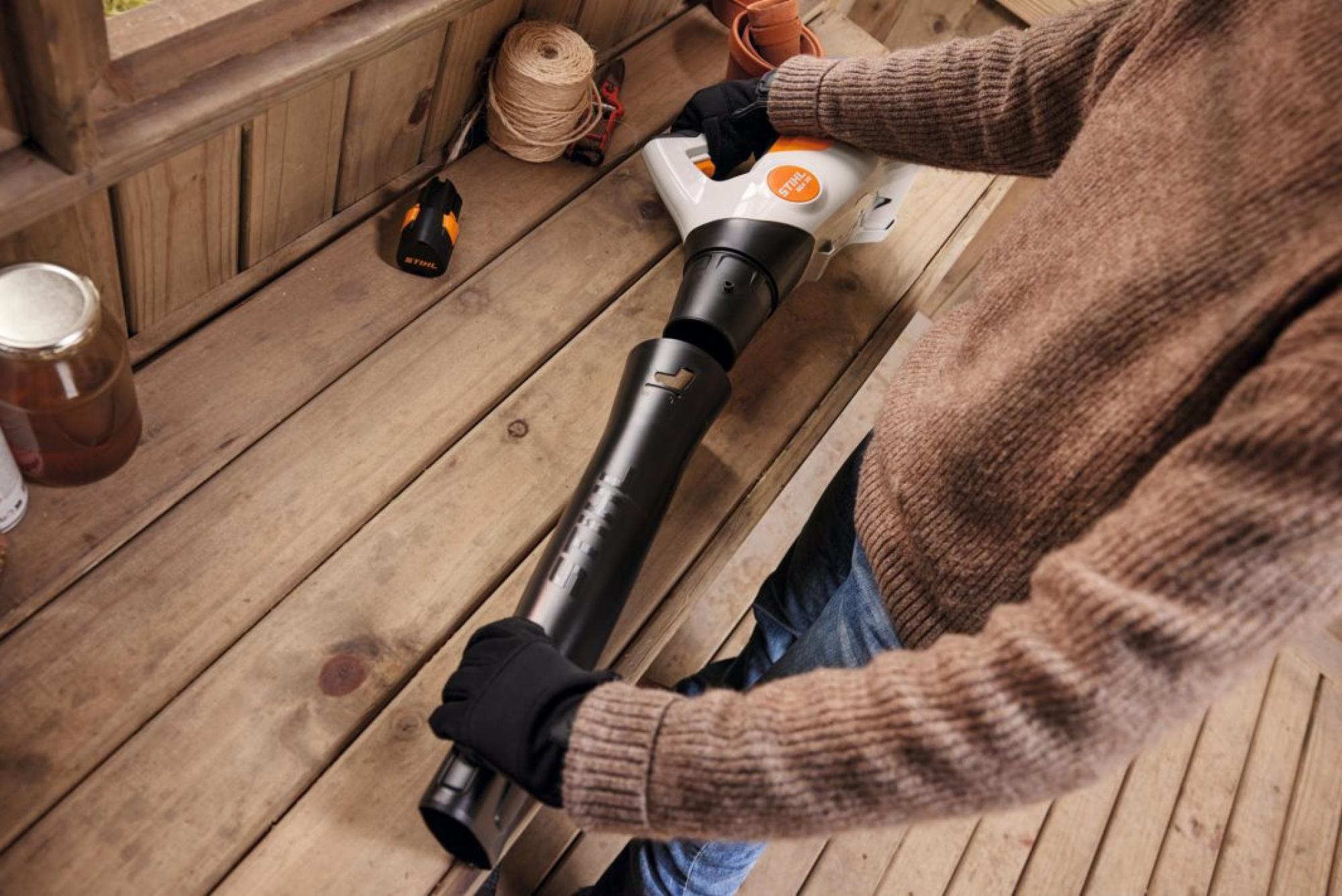 STIHL BGA 30 AS Akkumulátoros lombfúvó ( Akkumulátor és töltő nélkül)
